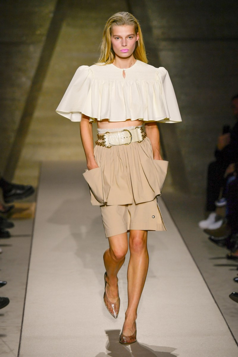 chloe-spring-26-r-dom-040_048e53.jpeg