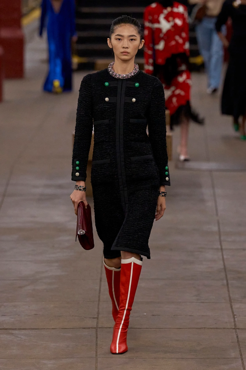 00011-chanel-pre-fall-2026-credit-gorunway.webp