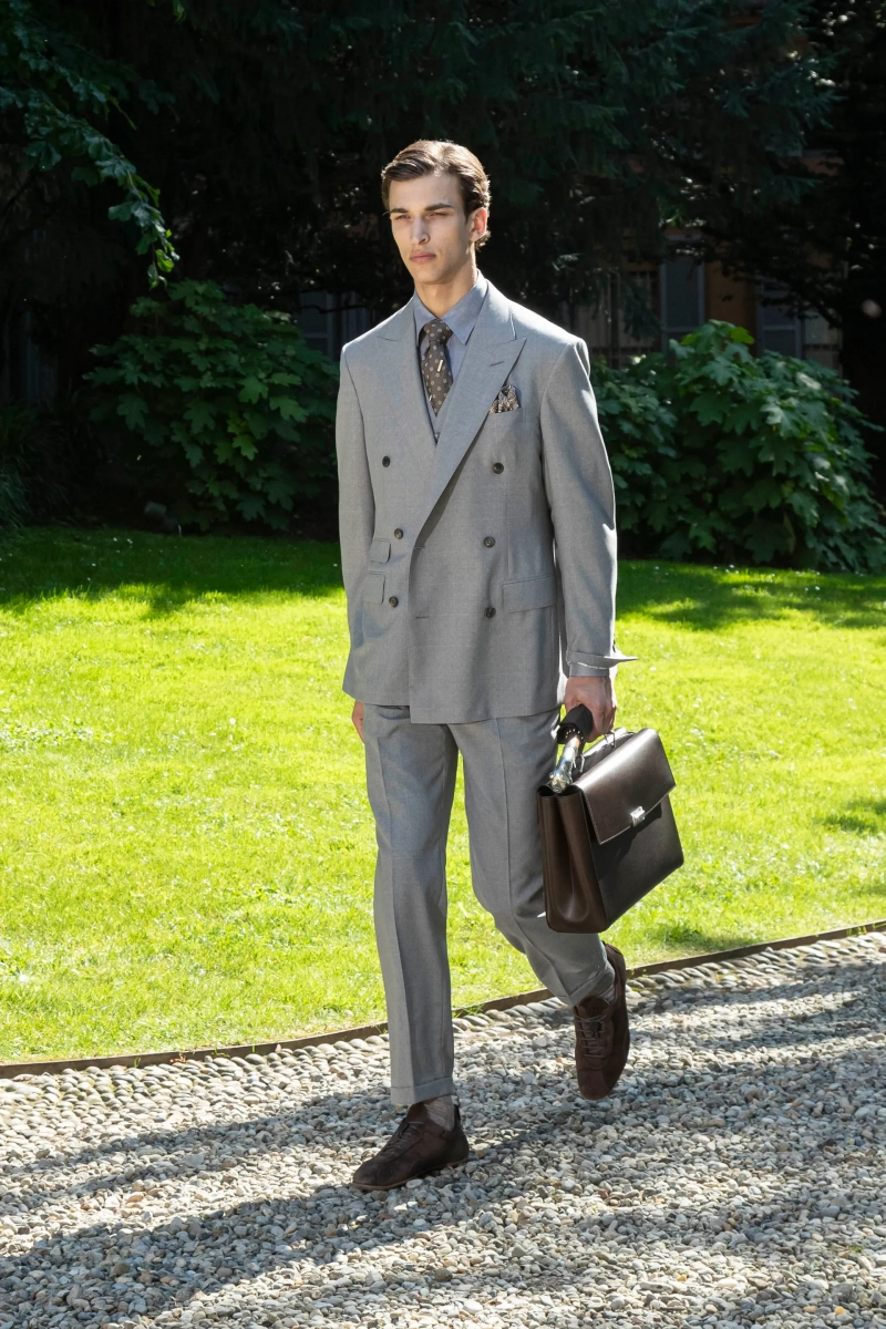 00002-dunhill-spring-2025-menswear-credit-brand.webp