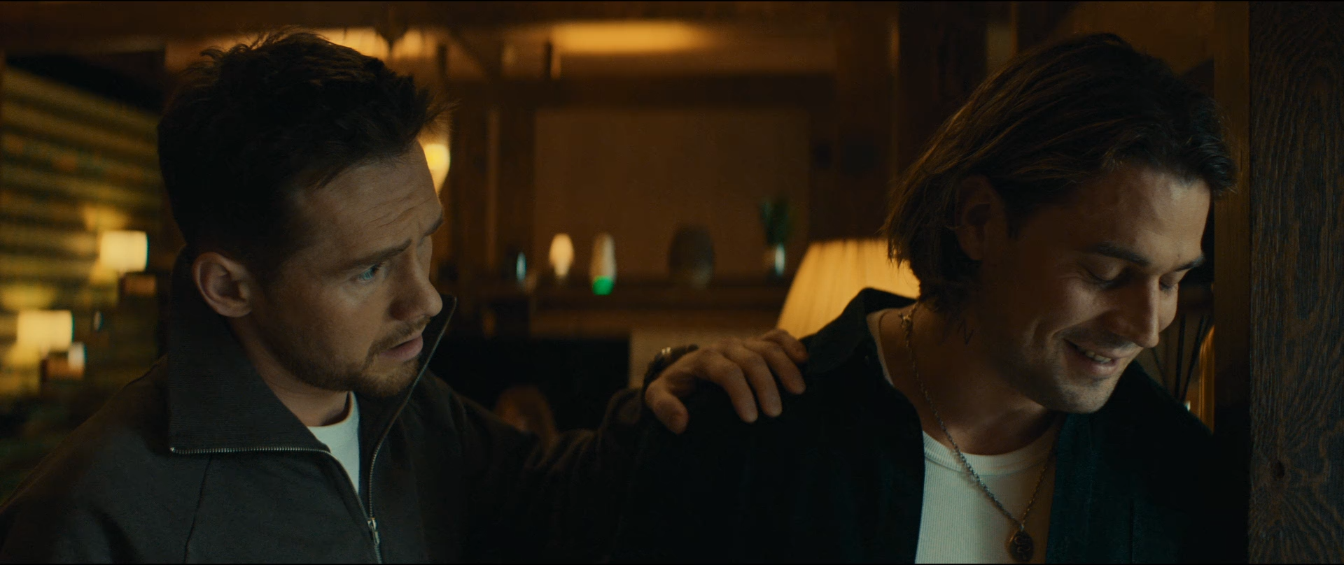 Голосовой помощник 2025 WEB-DL 1080p.mkv_snapshot_00.29.32.png