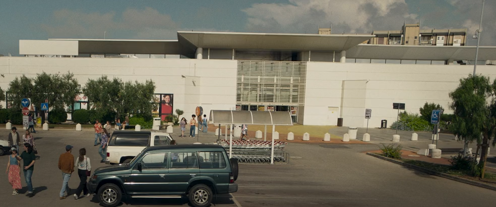 Похищенная (2025) HDRip-AVC_ivanes.mkv_snapshot_00.06.22.799.png