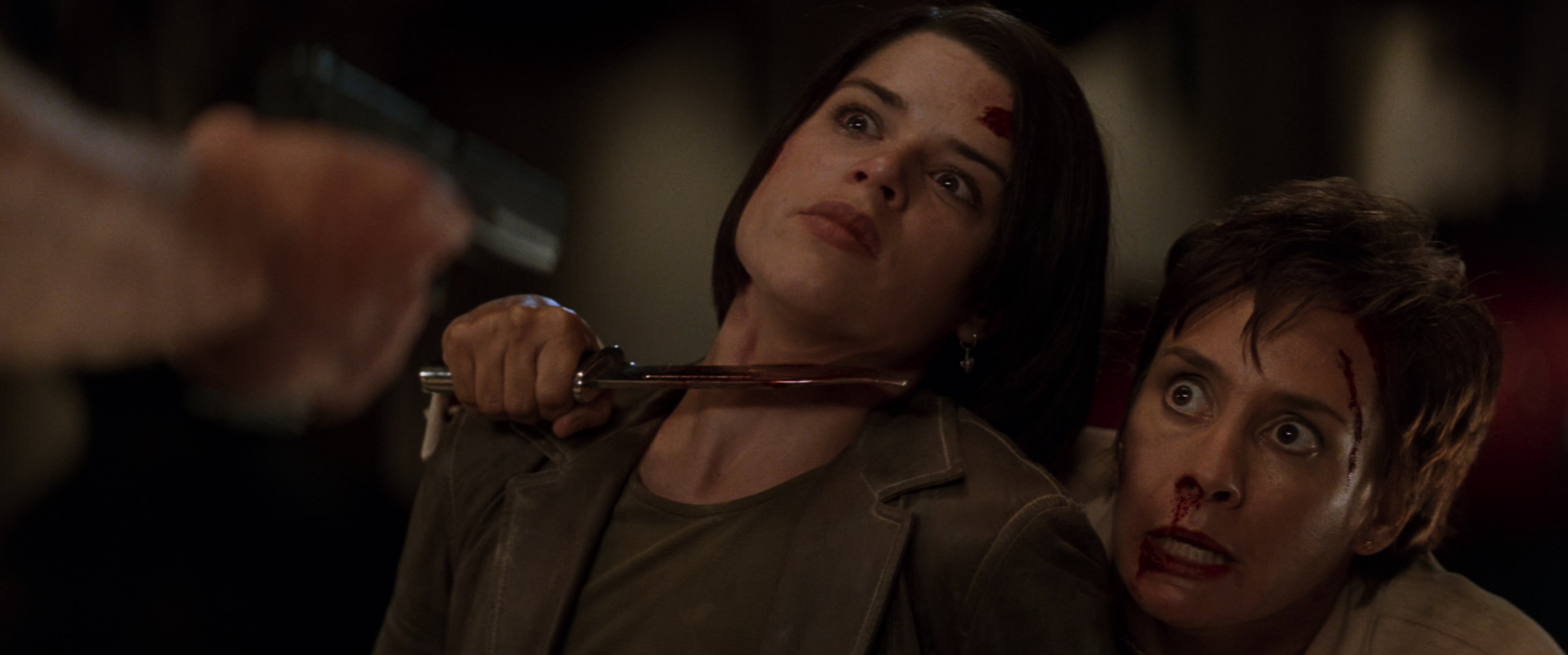 Scream 2 (1997) BDRip 2160p-NVENC 10 bit [HDR].mkv_snapshot_01.47.26.435.jpg