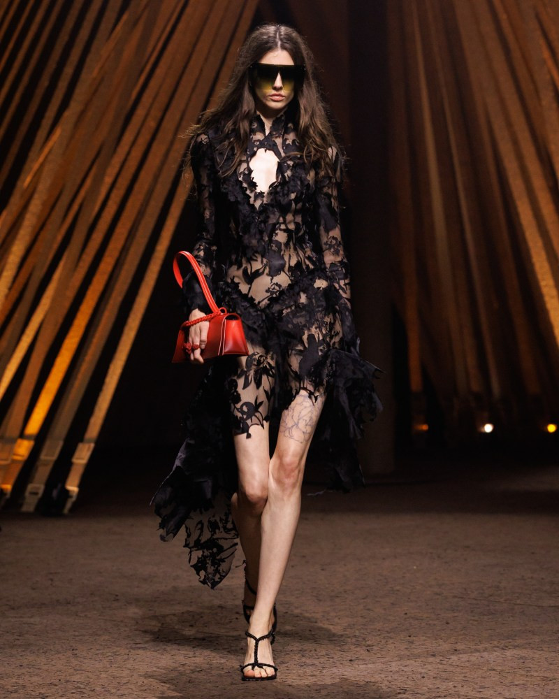 mcqueen-spring-26-r-ctsy-045.jpeg