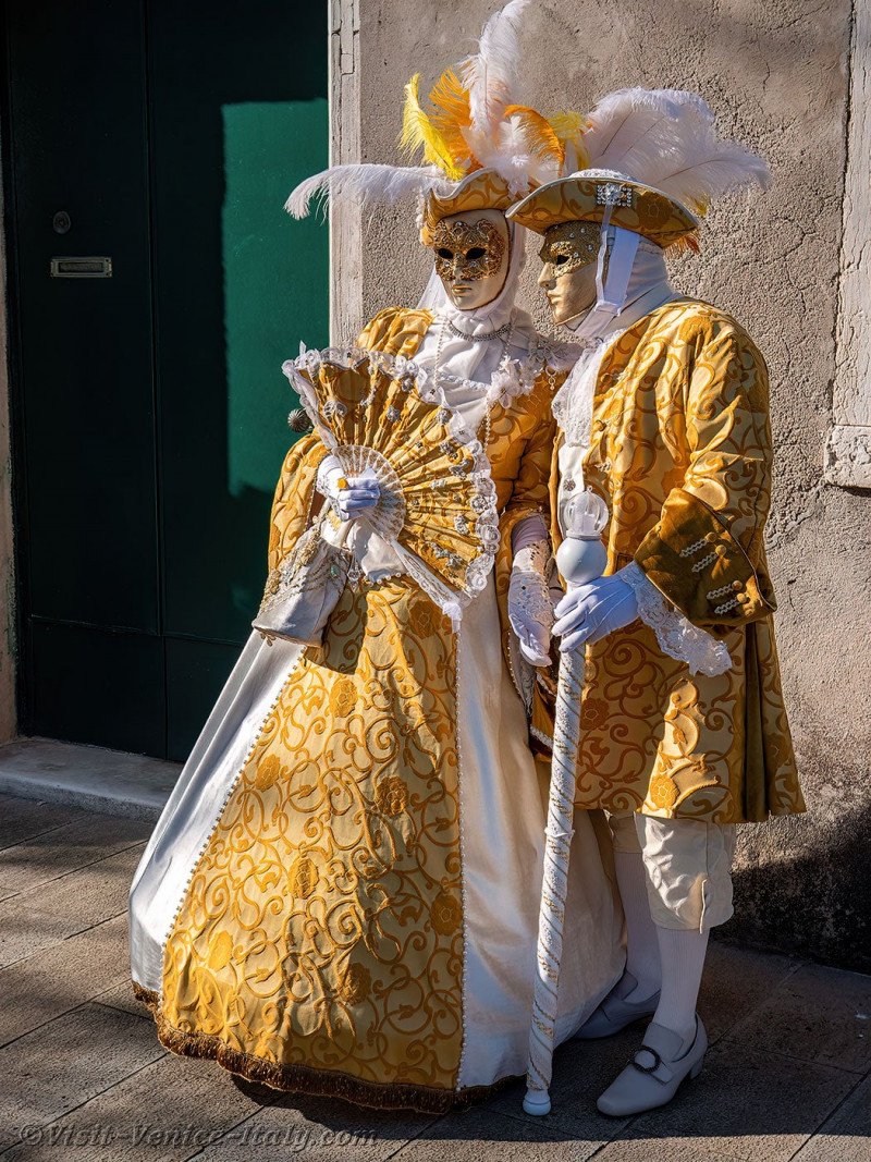 venice-carnival-mask-costume-arsenal-435.jpg