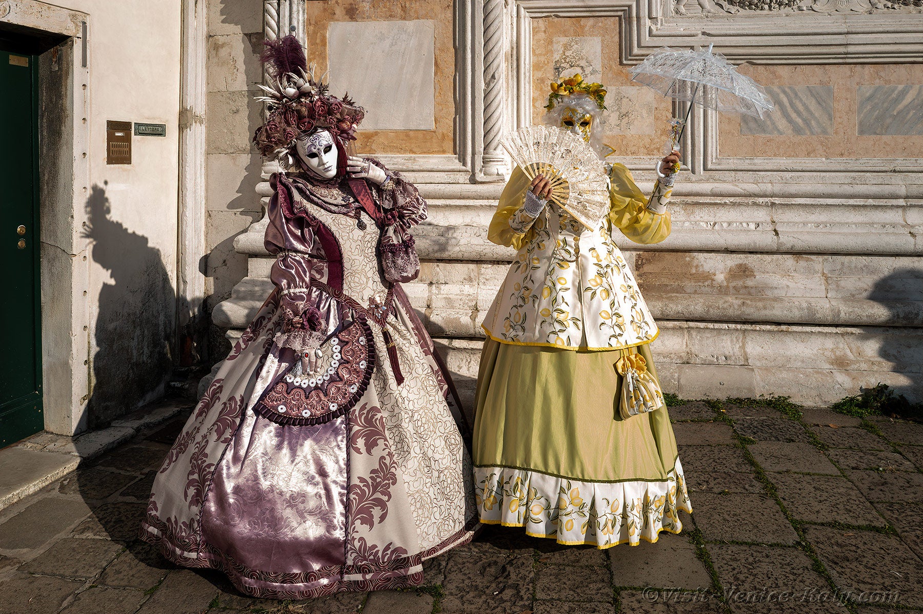 carnival-venice-2024-costume-masks-026.jpg