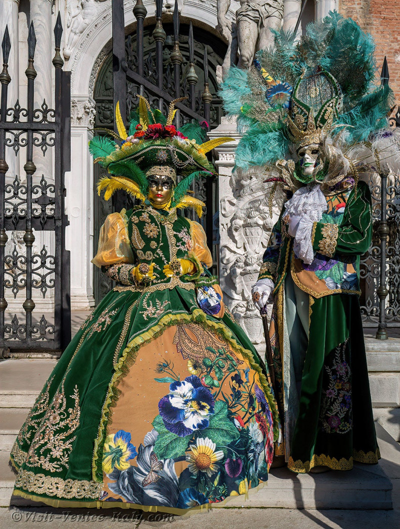 venice-carnival-mask-costume-arsenal-444.jpg