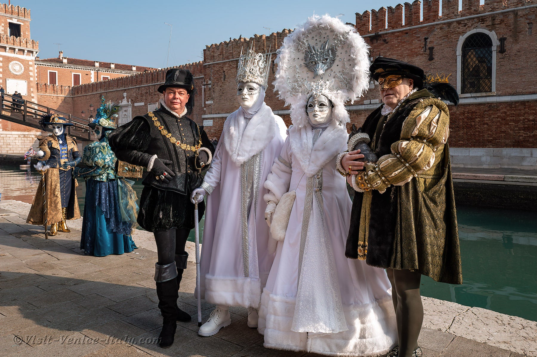 carnival-venice-2024-costume-masks-771.jpg