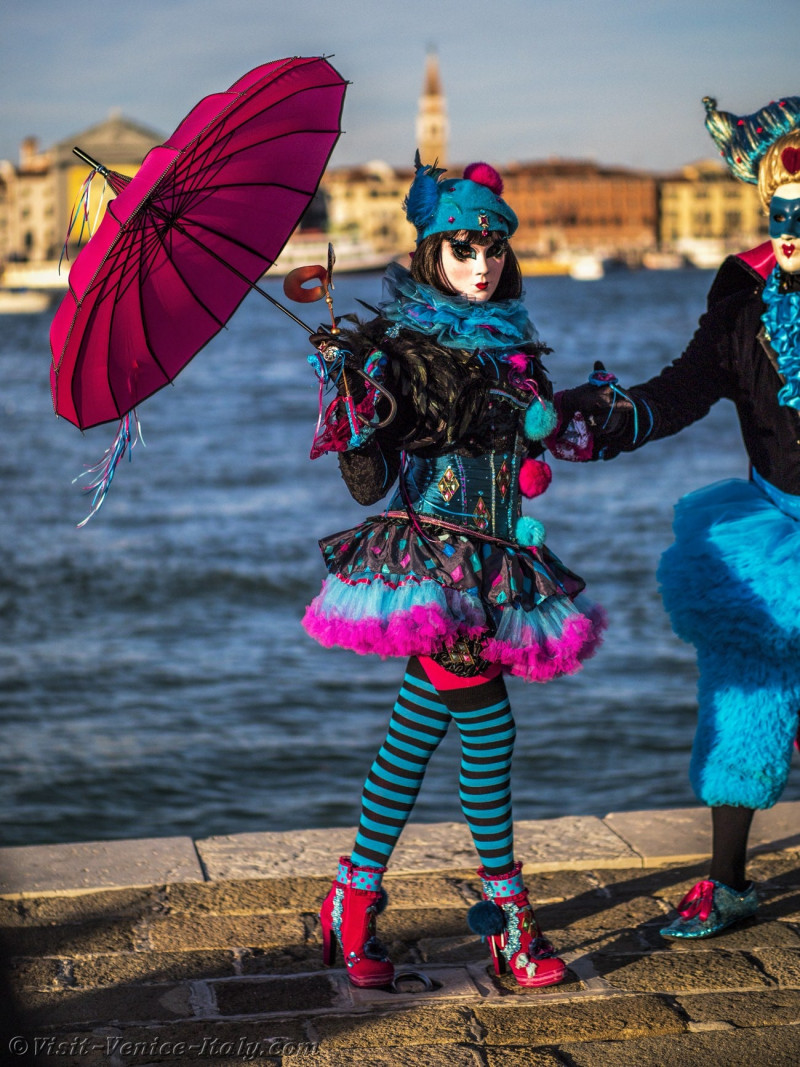 venice-carnival-mask-costume-0742.jpg