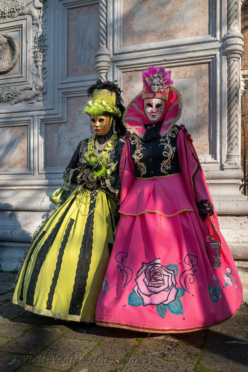 carnival-venice-2024-costume-masks-066.jpg