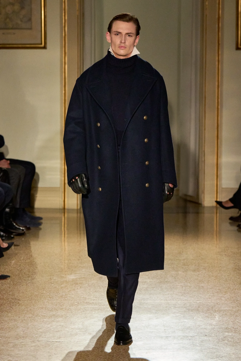 00010-dunhill-fall-2025-menswear-credit-brand.webp
