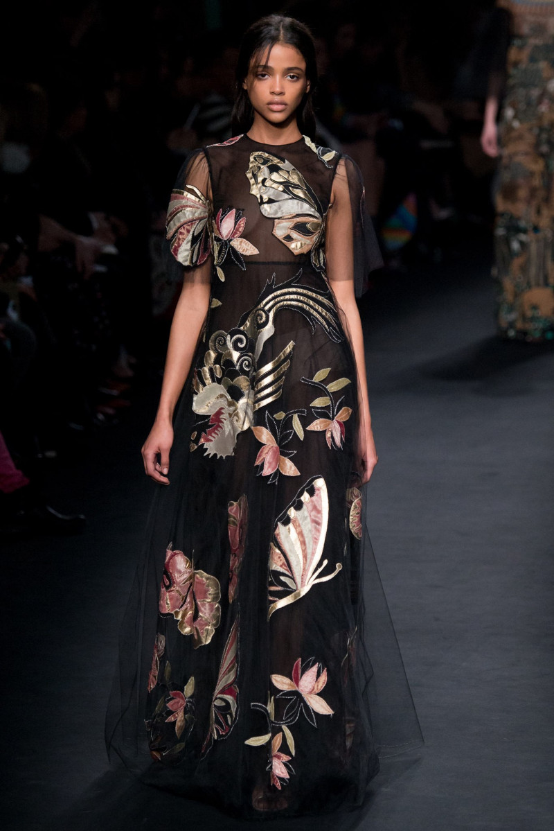 073-valentino.jpg