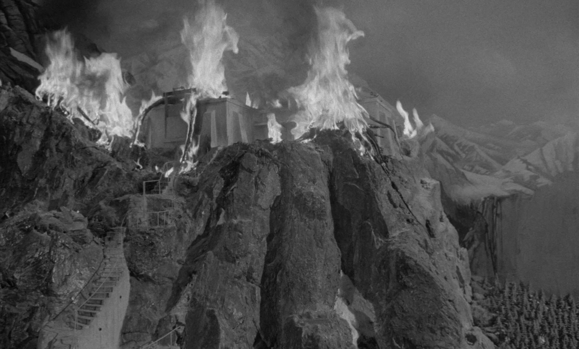 Ужас Тролленберга.1958.BDRip 720p msltel.mkv_snapshot_01.22.24.377.jpg