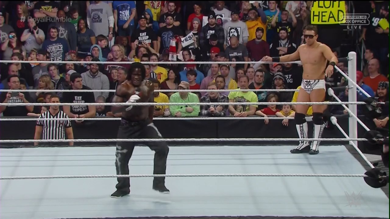 2015.01.25 WWE Royal Rumble match 2015.mp4_snapshot_00.06.50_[2026.02.06_10.42.08].jpg