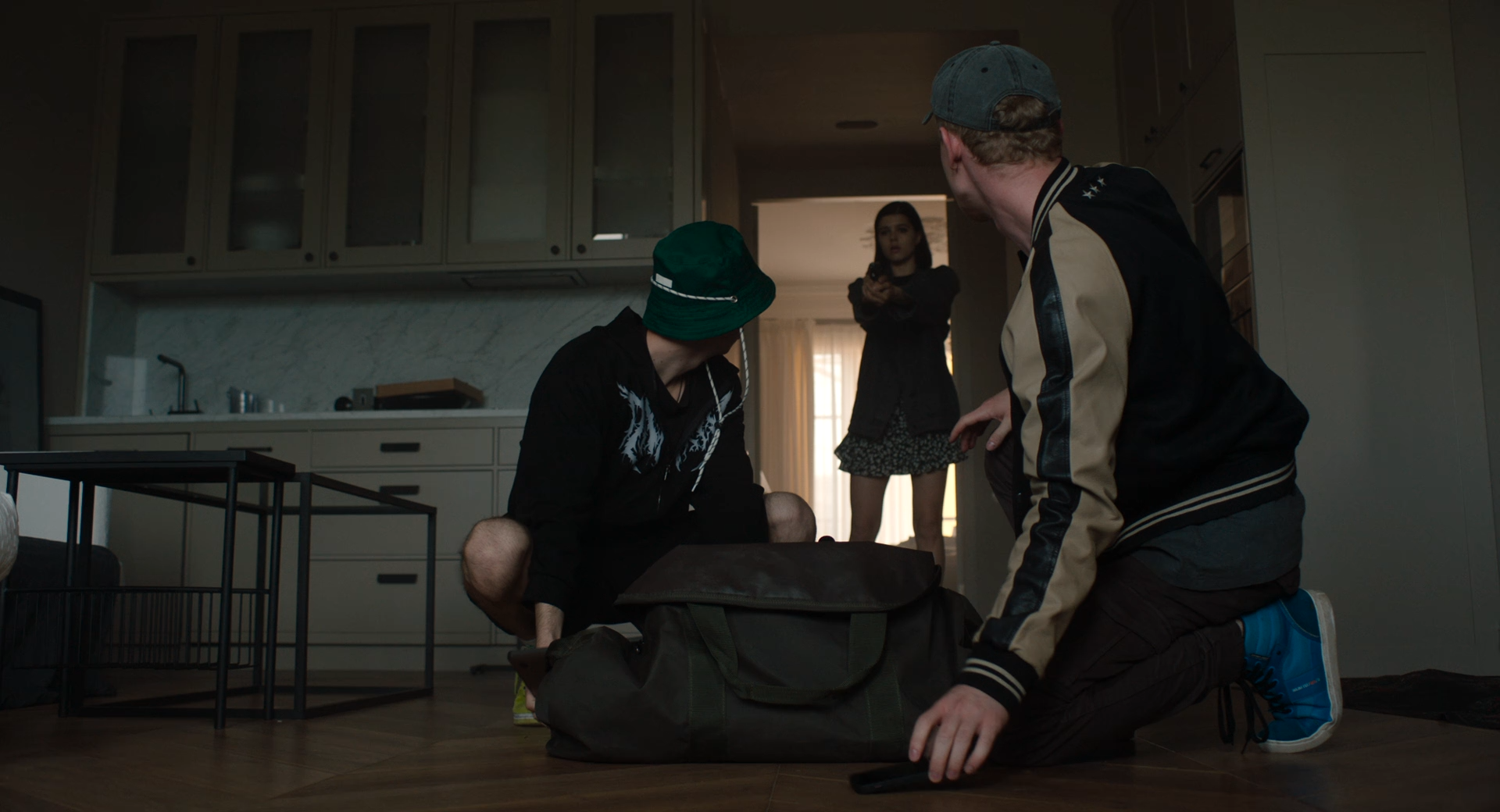 Догги 2025 WEB-DL 1080p.mkv_snapshot_00.51.42.png