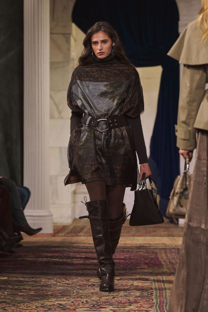 Ralph-Lauren-Fall-Winter-2026-2027-New-York-Runway-Magazine-18.jpg