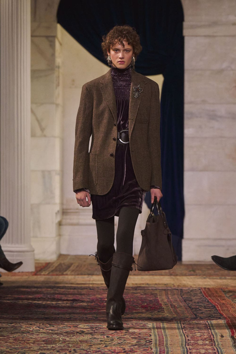 Ralph-Lauren-Fall-Winter-2026-2027-New-York-Runway-Magazine-2.jpg