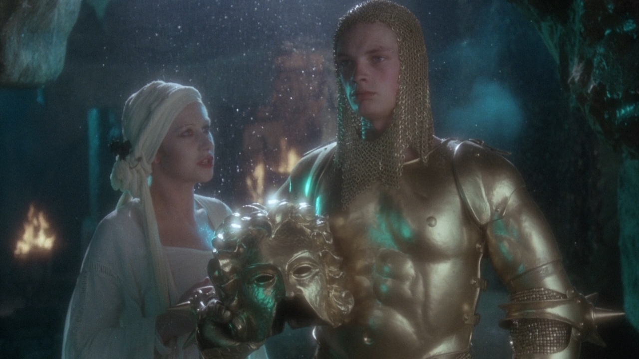 Экскалибур.1981.BDRip 720p msltel.mkv_snapshot_01.45.57.206.jpg