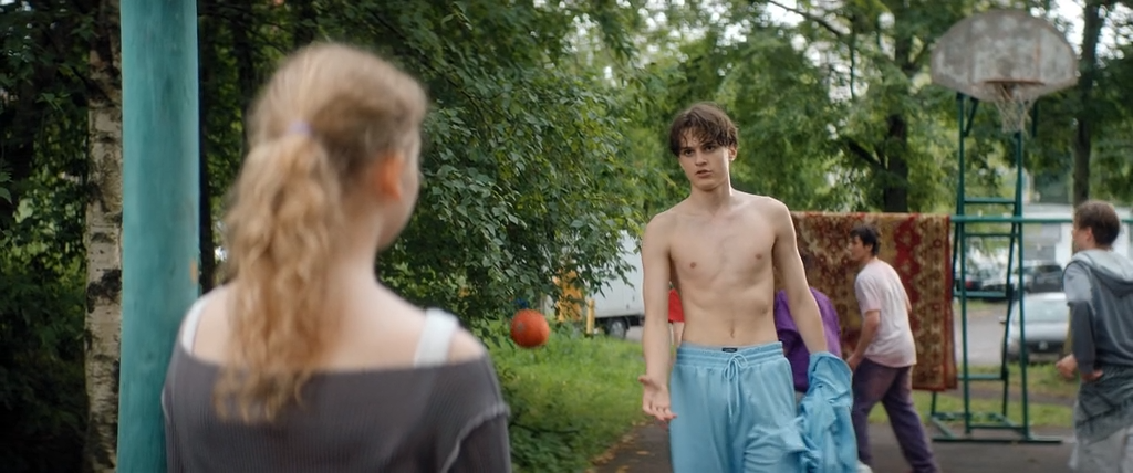 Трёшка.S01E01.WEB-DLRip.x264.seleZen.mkv_snapshot_09.07.png