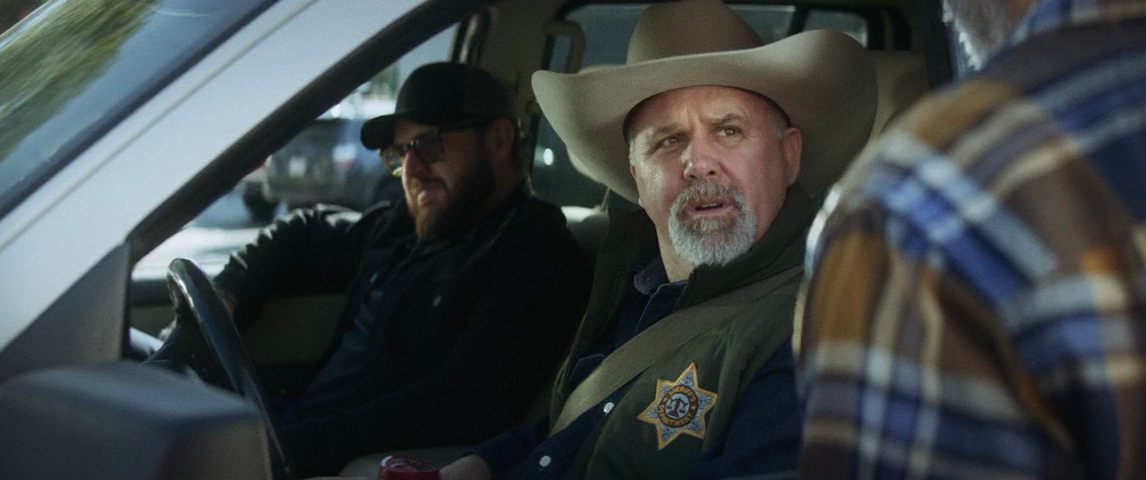 Сезон охоты (2025) HDRip-AVC_ivanes.mkv_20260218_112257.745.png