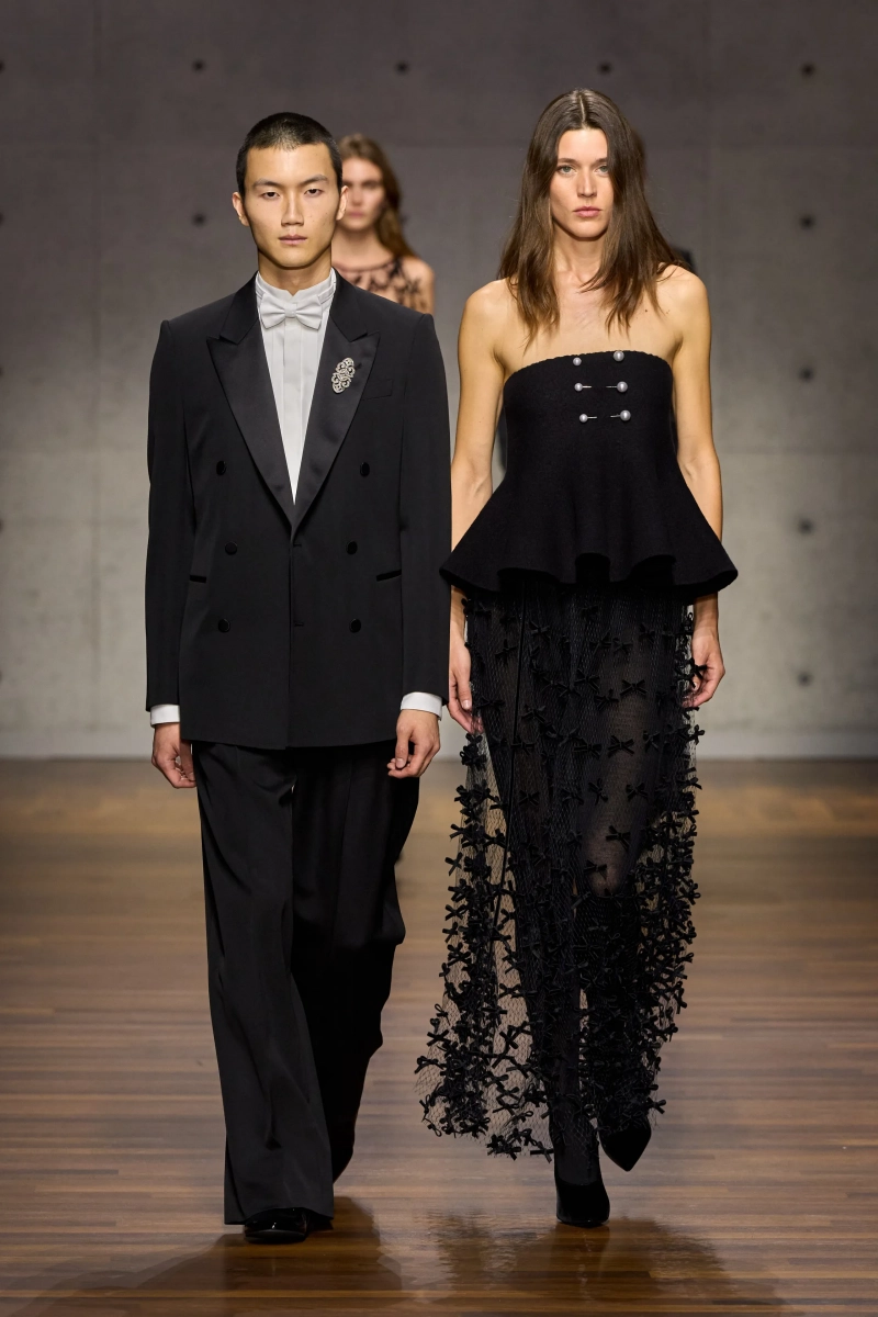 00091-emporio-armani-fall-2026-ready-to-wear-credit-gorunway.webp