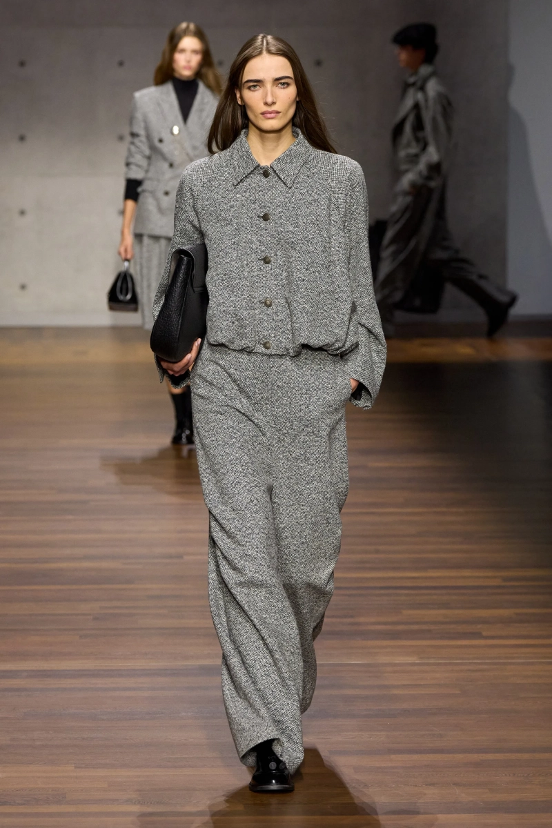 00024-emporio-armani-fall-2026-ready-to-wear-credit-gorunway.webp