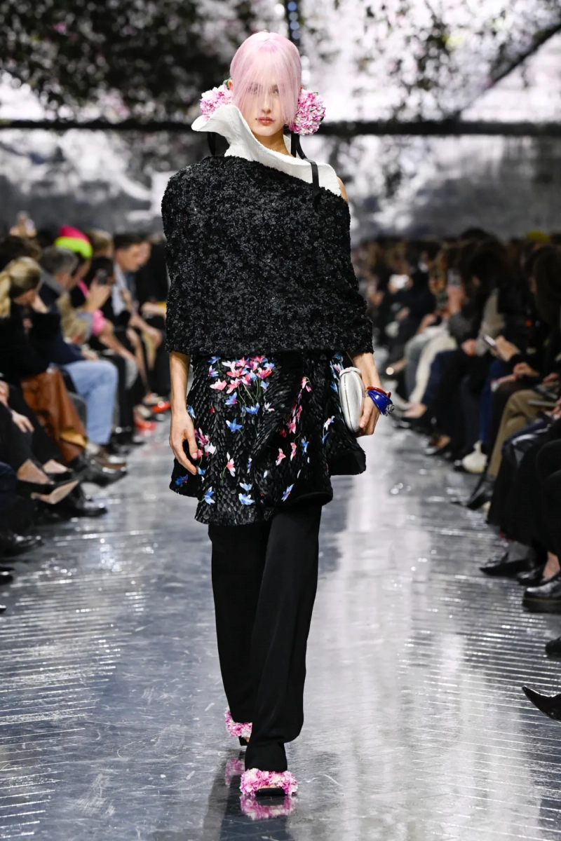 christian-dior-spring-2026-rtw-hc-r-gg-0021.webp