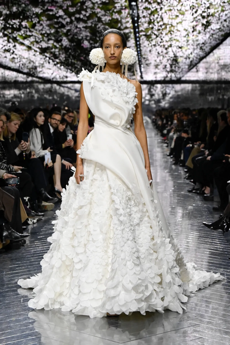 christian-dior-spring-2026-rtw-hc-r-gg-0063.webp
