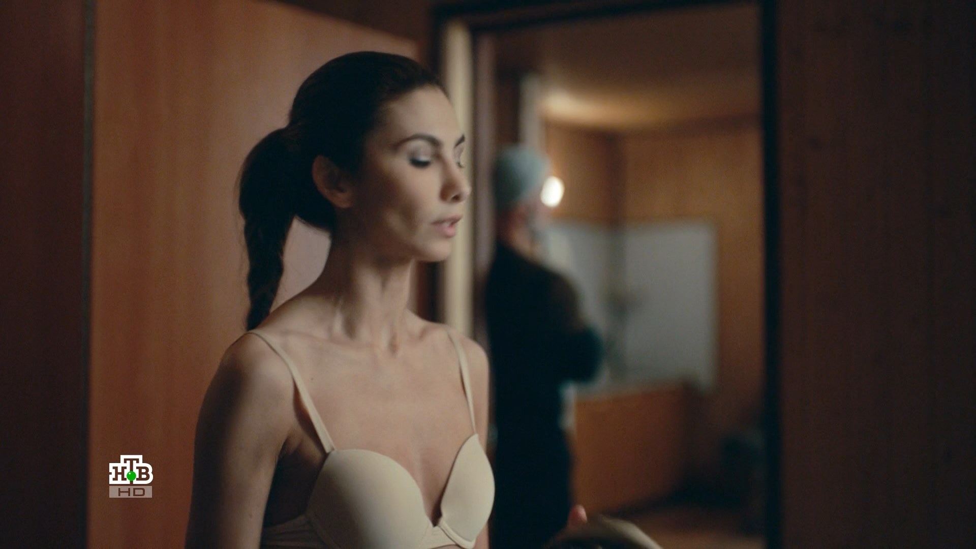 Франя Файзиева. Лепила. 9 серия.2.jpg