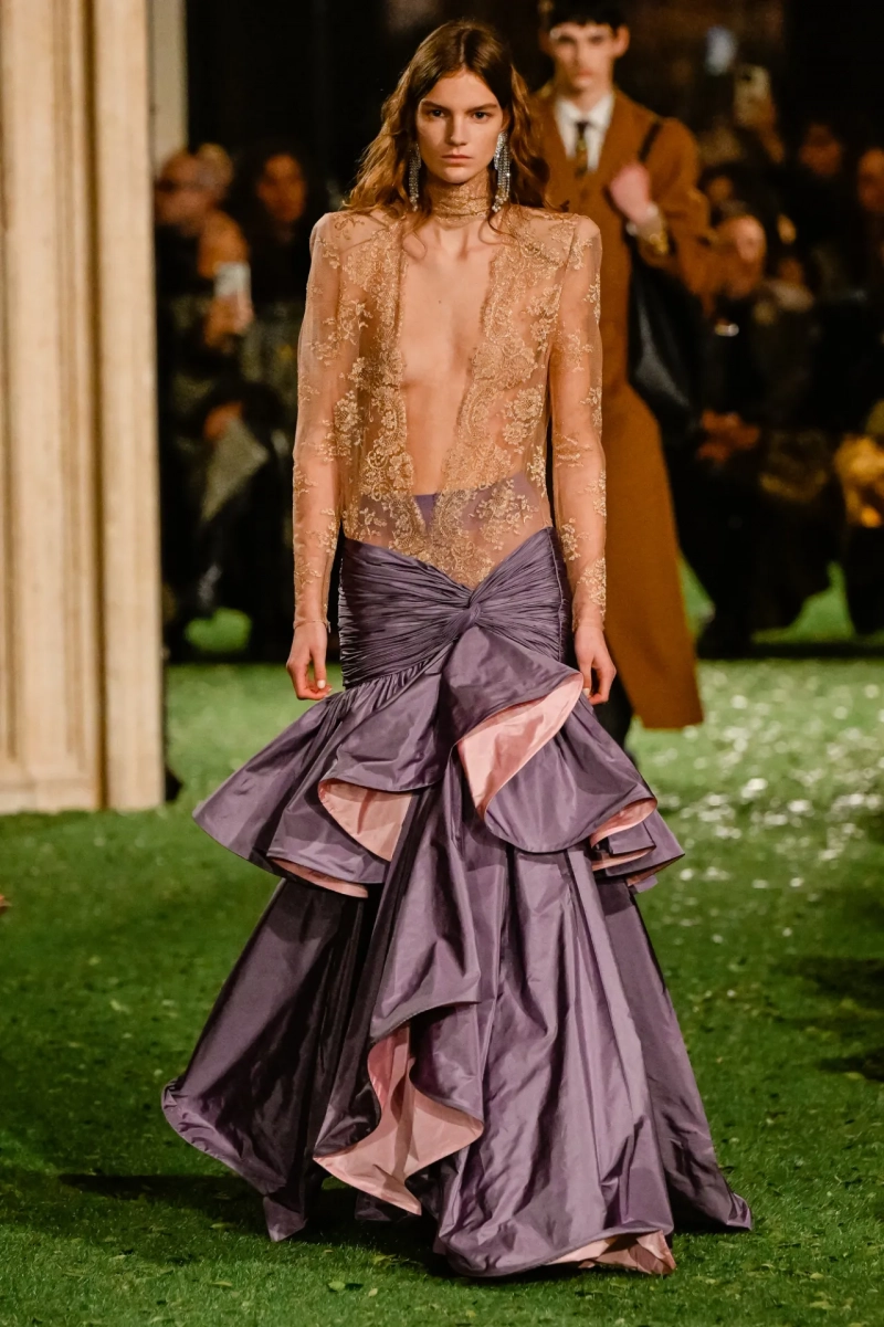 valentino-fall-26-rtw-GG-064.webp