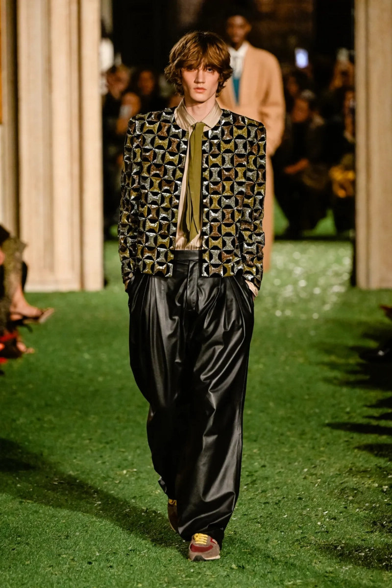 valentino-fall-26-rtw-GG-060.webp