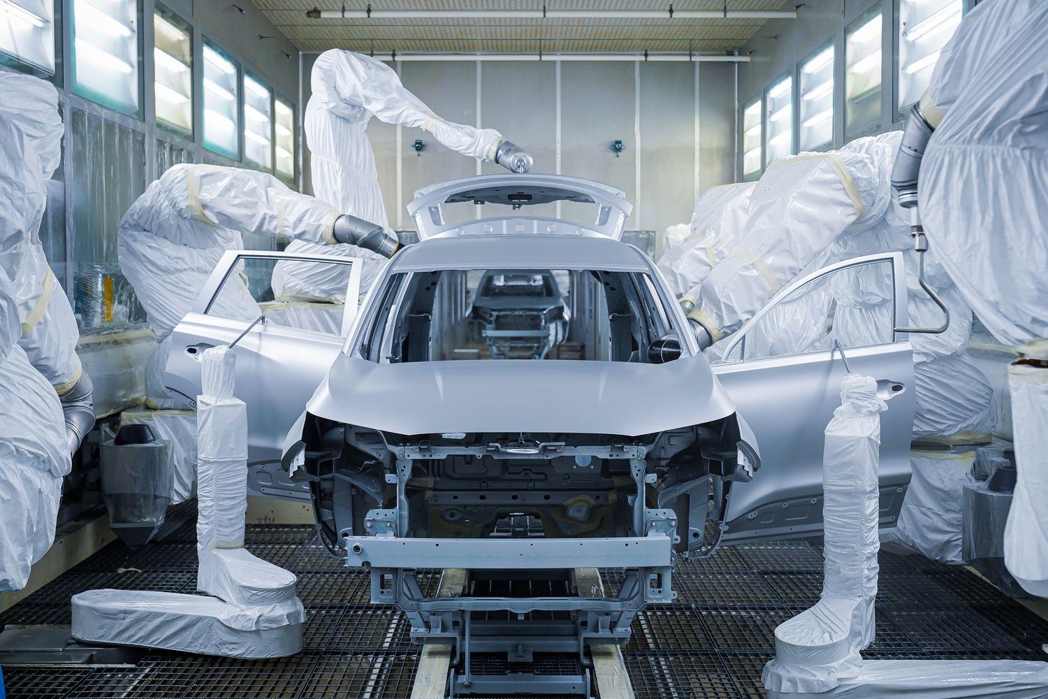 Автопром России в 2026 году: АВТОВАЗ и УАЗ теряют позиции, заводы перезапускаются