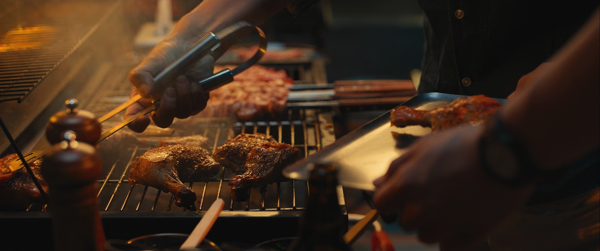 Охота за тенью (2025) (AV1).mkv_003153.787.png