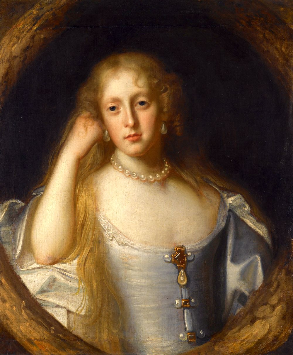 12PORTRAIT OF A LADY, WEARING A WHITE DRESS, WITH PEARL NECKLACE AND EARINGS.jpg