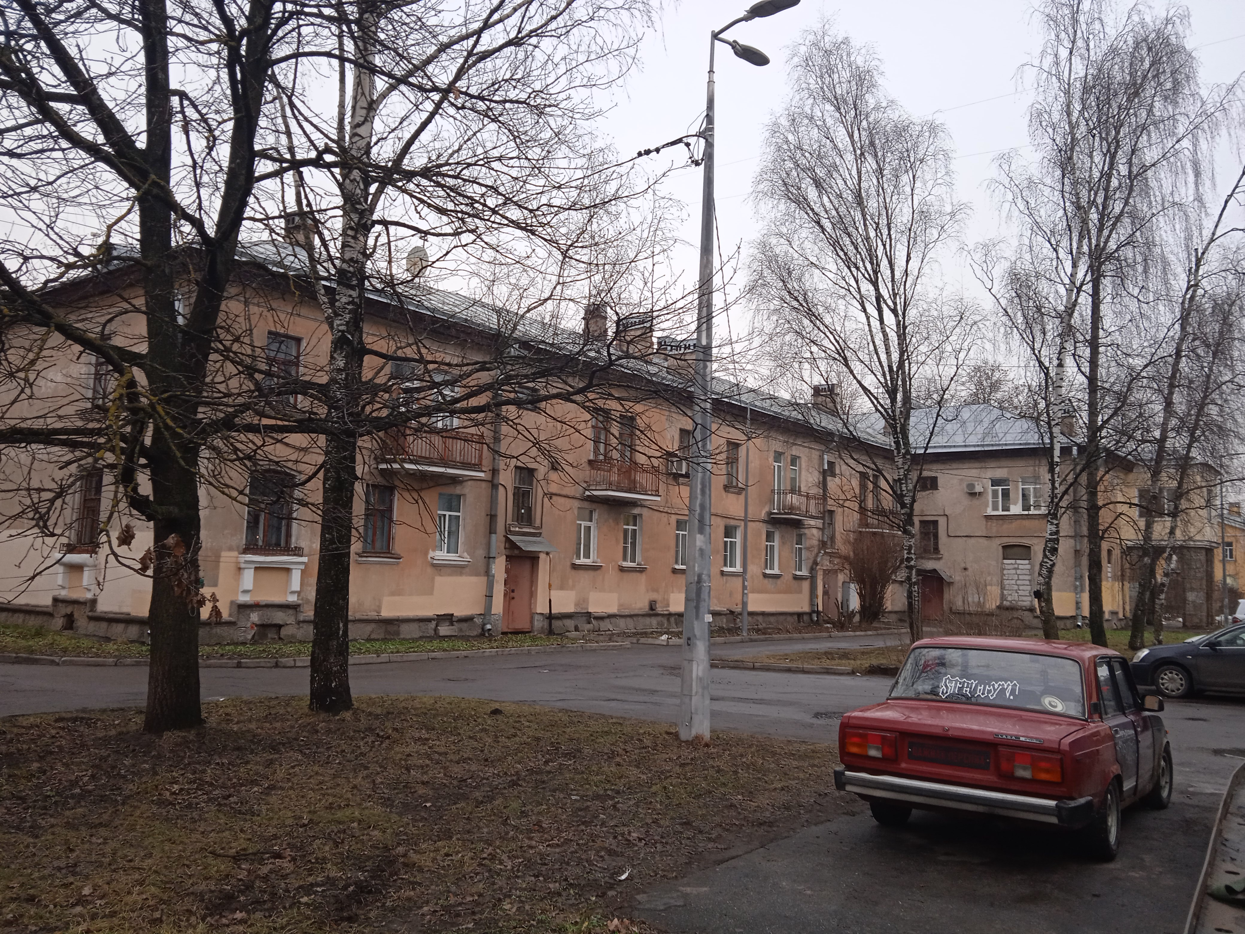 Металлострой, Школьная 3_5.JPG