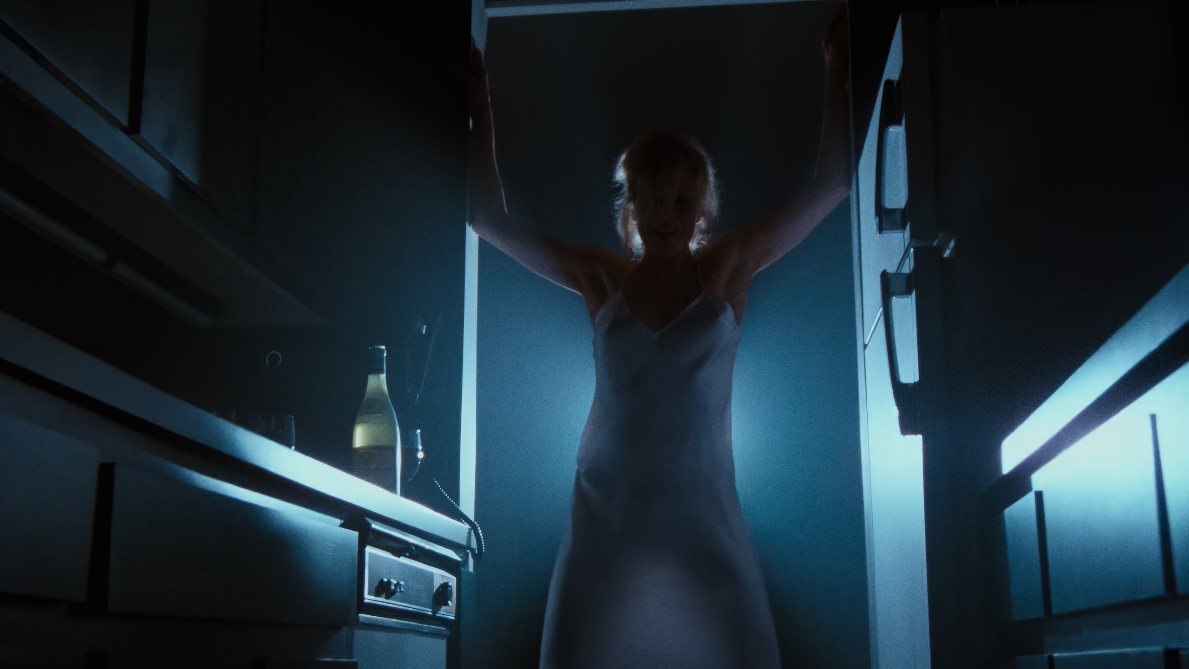 Nine 12 Weeks (1986) BDRip 2160p-NVENC 10 bit [HDR].mkv_snapshot_01.21.33.090.jpg