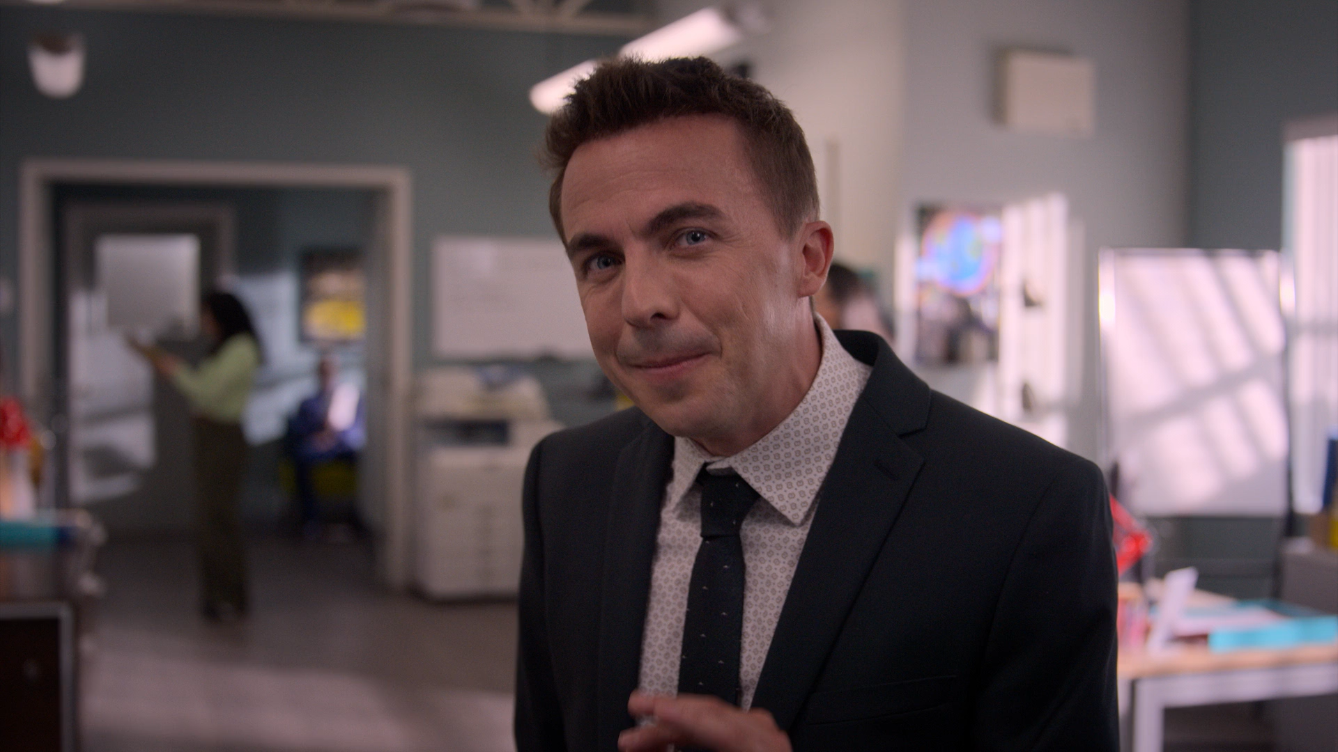 Malcolm in the Middle - Life's Still Unfair S01E01 [DUB] [Dragon Money Studio] 1080p.mkv_snapshot_01.44.104.png