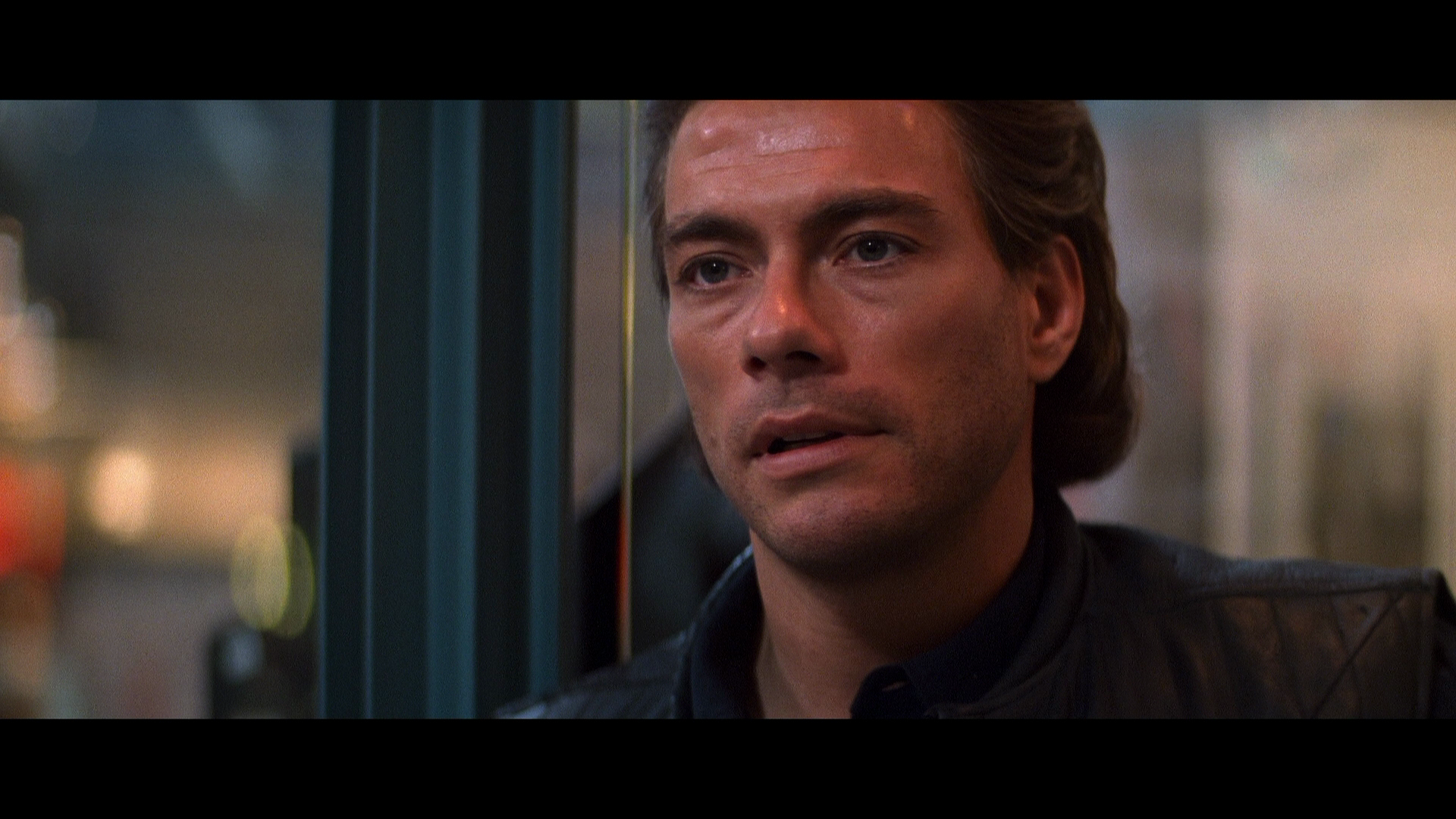 Timecop.1994.Shout.Factory.BDRemux.1080p.mkv_20260419_163827.959.png