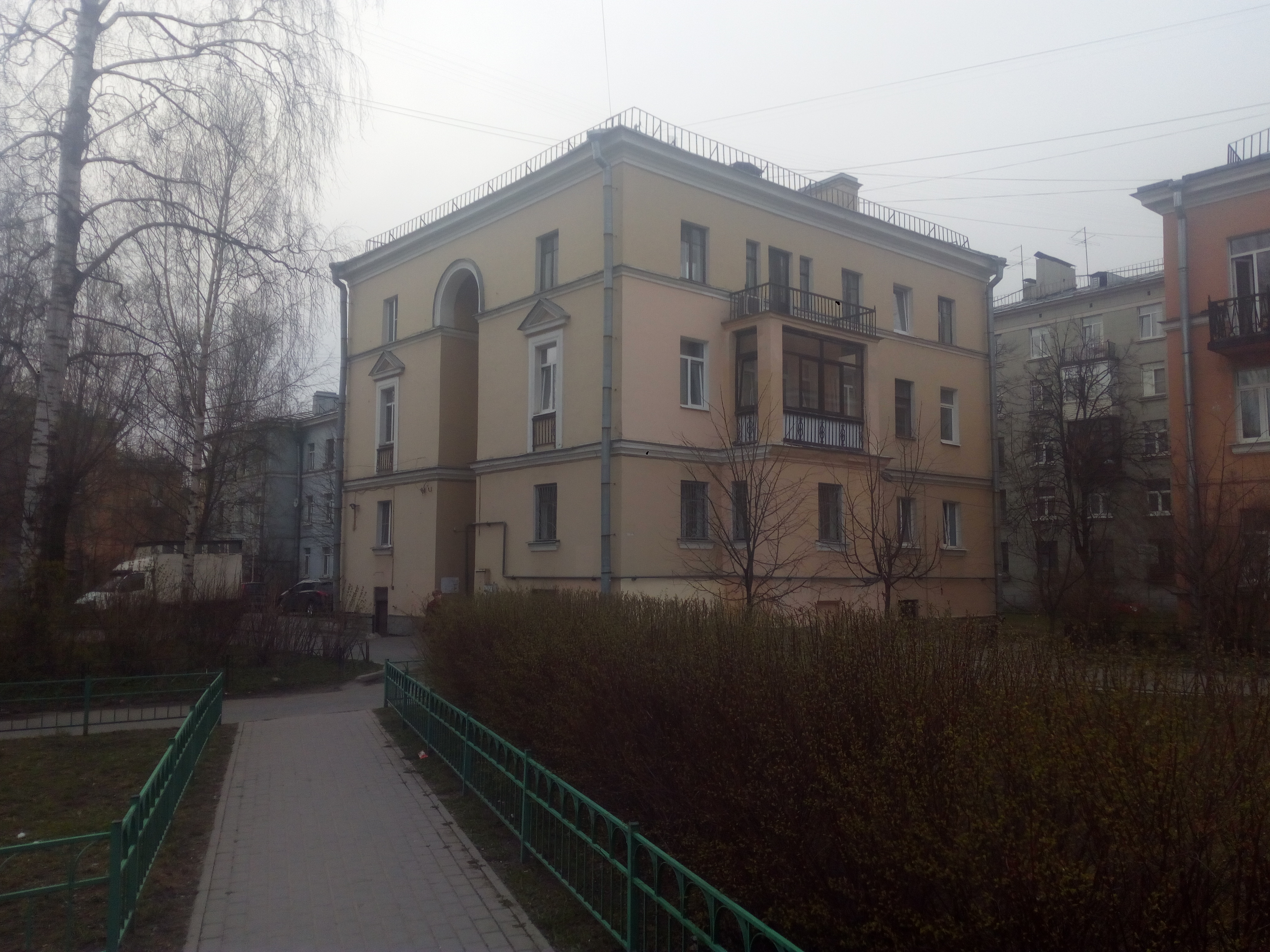 Синявинская 11.jpg