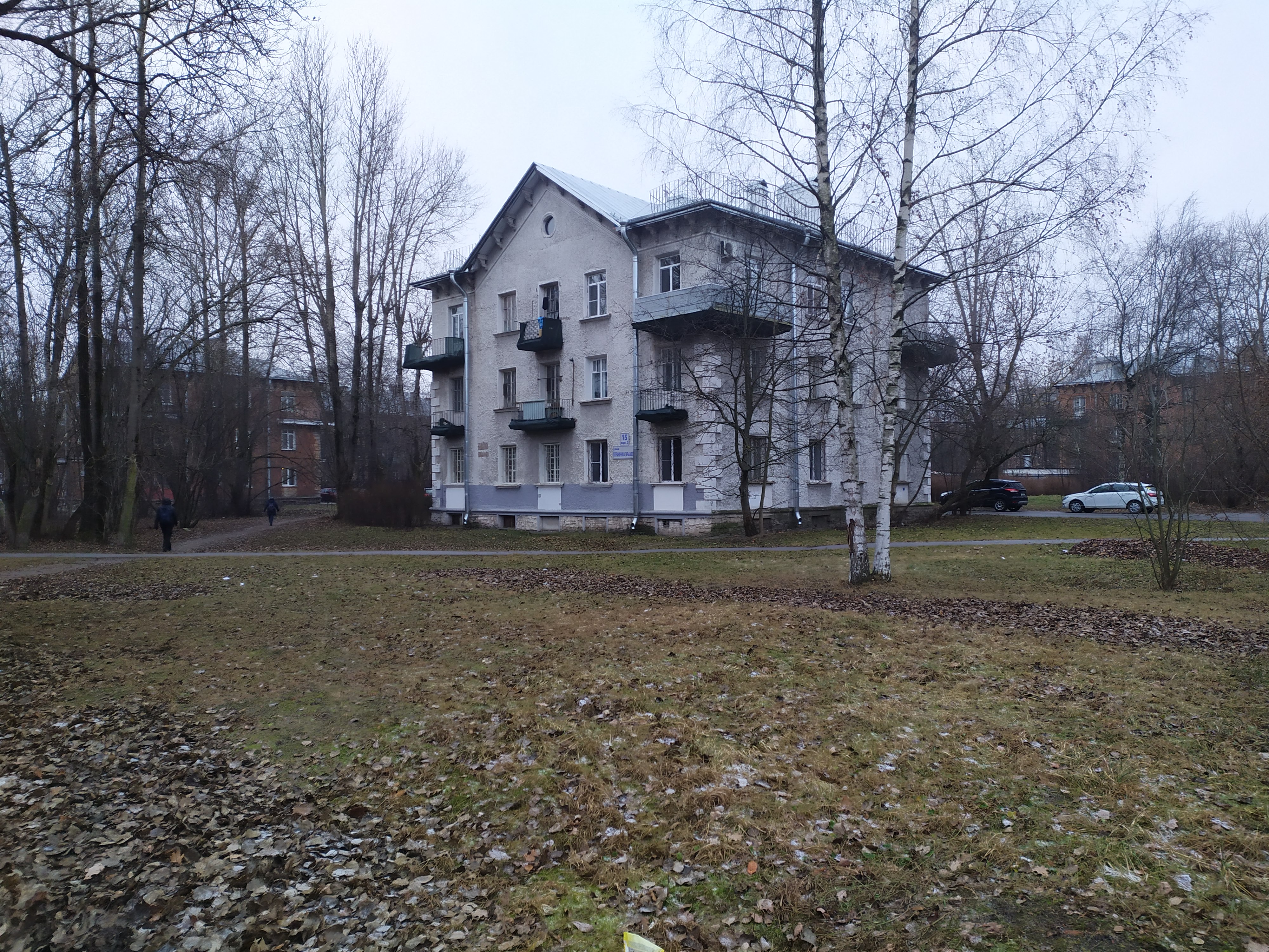 ул. Пограничника Гарькавого 15к2