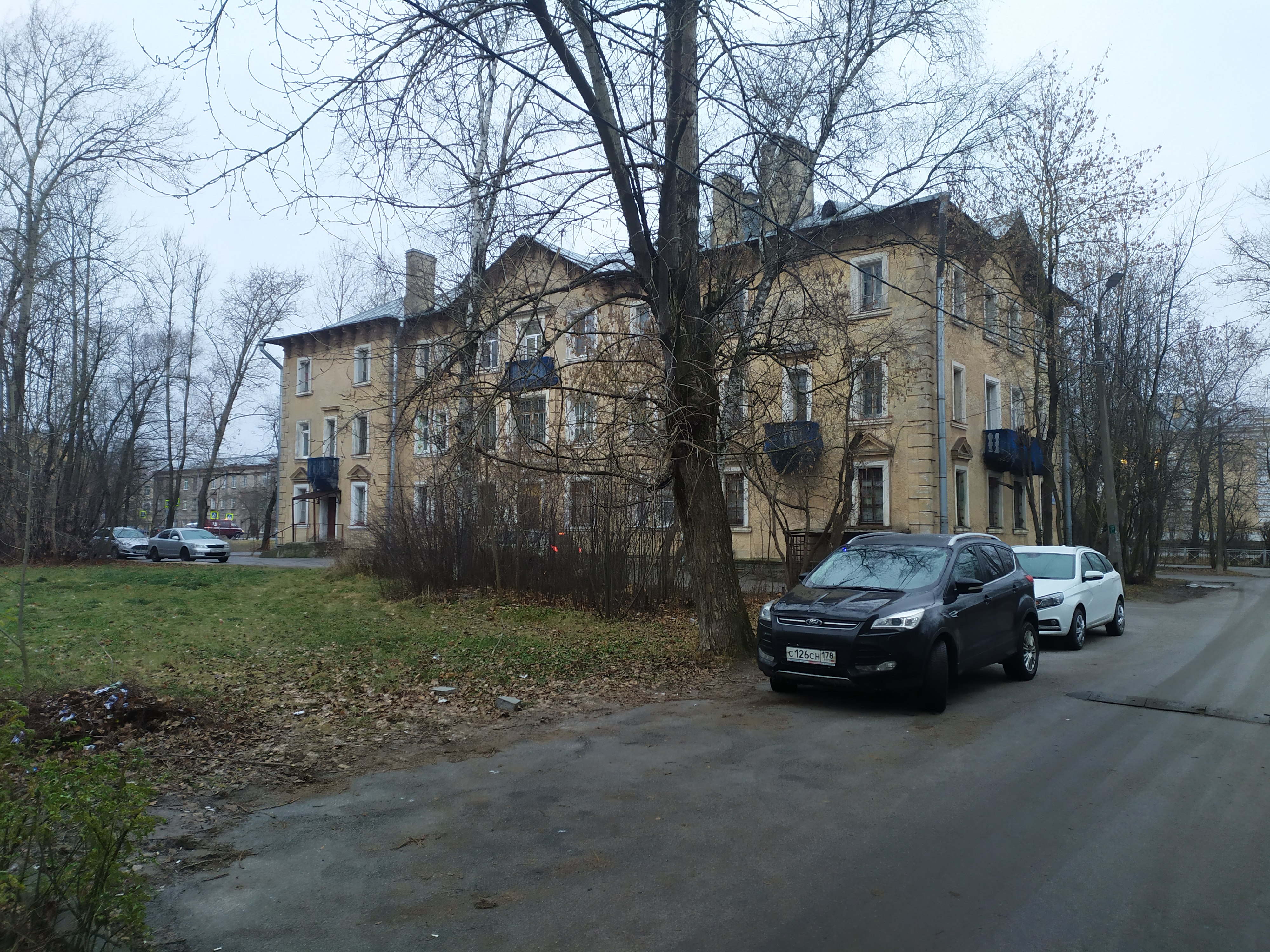 ул. Пограничника Гарькавого 13к2