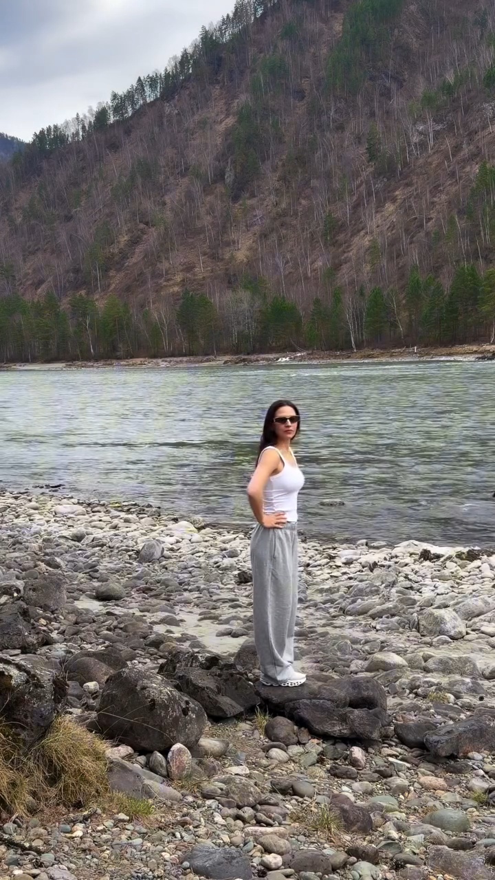 https://i5.imageban.ru/out/2026/04/23/f4bce6d9e18432f05fe855db038bf74a.jpg