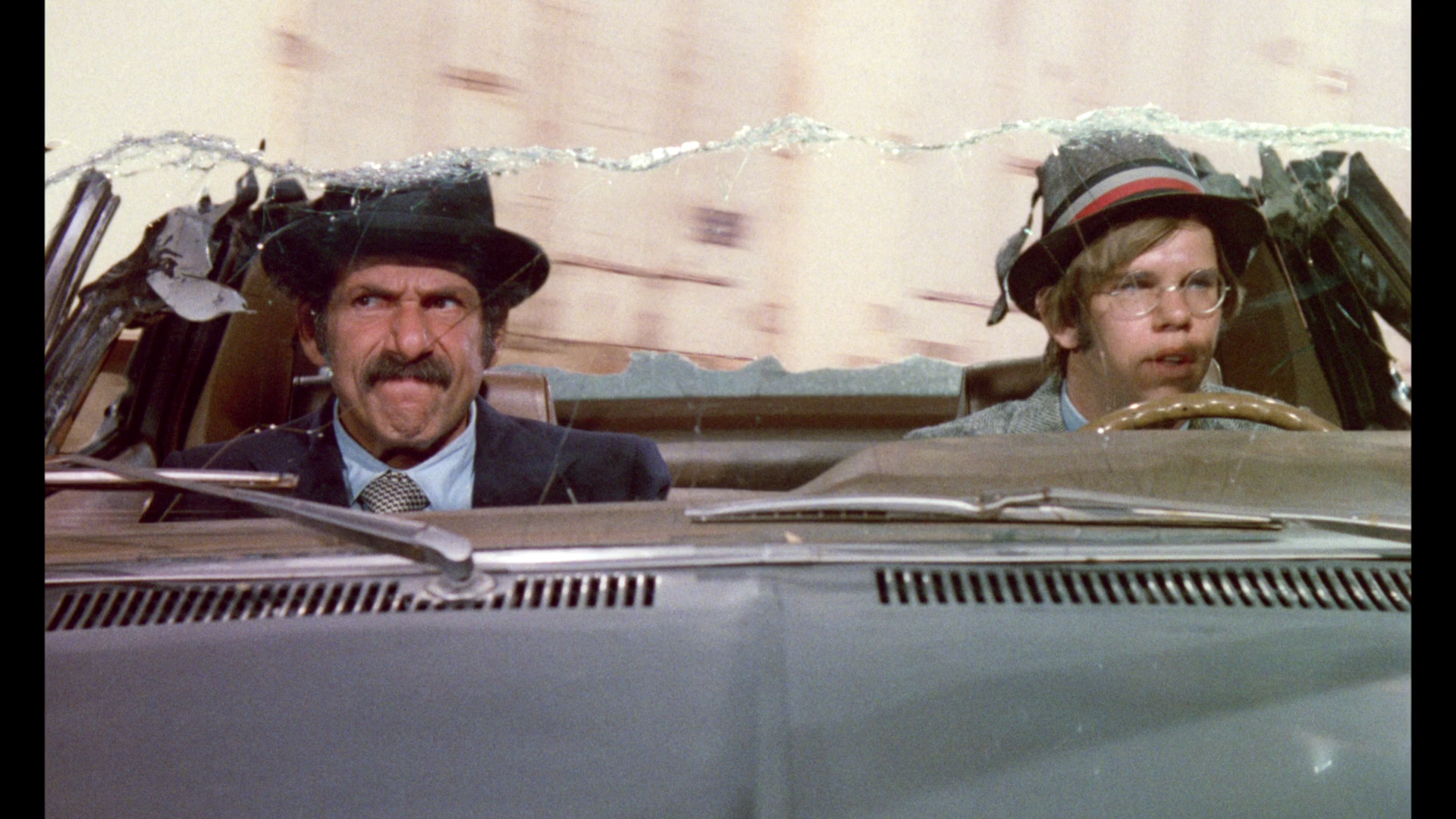 No Deposit, No Return 1976 WEB-DL 1080p.mkv_snapshot_01.17.41.png