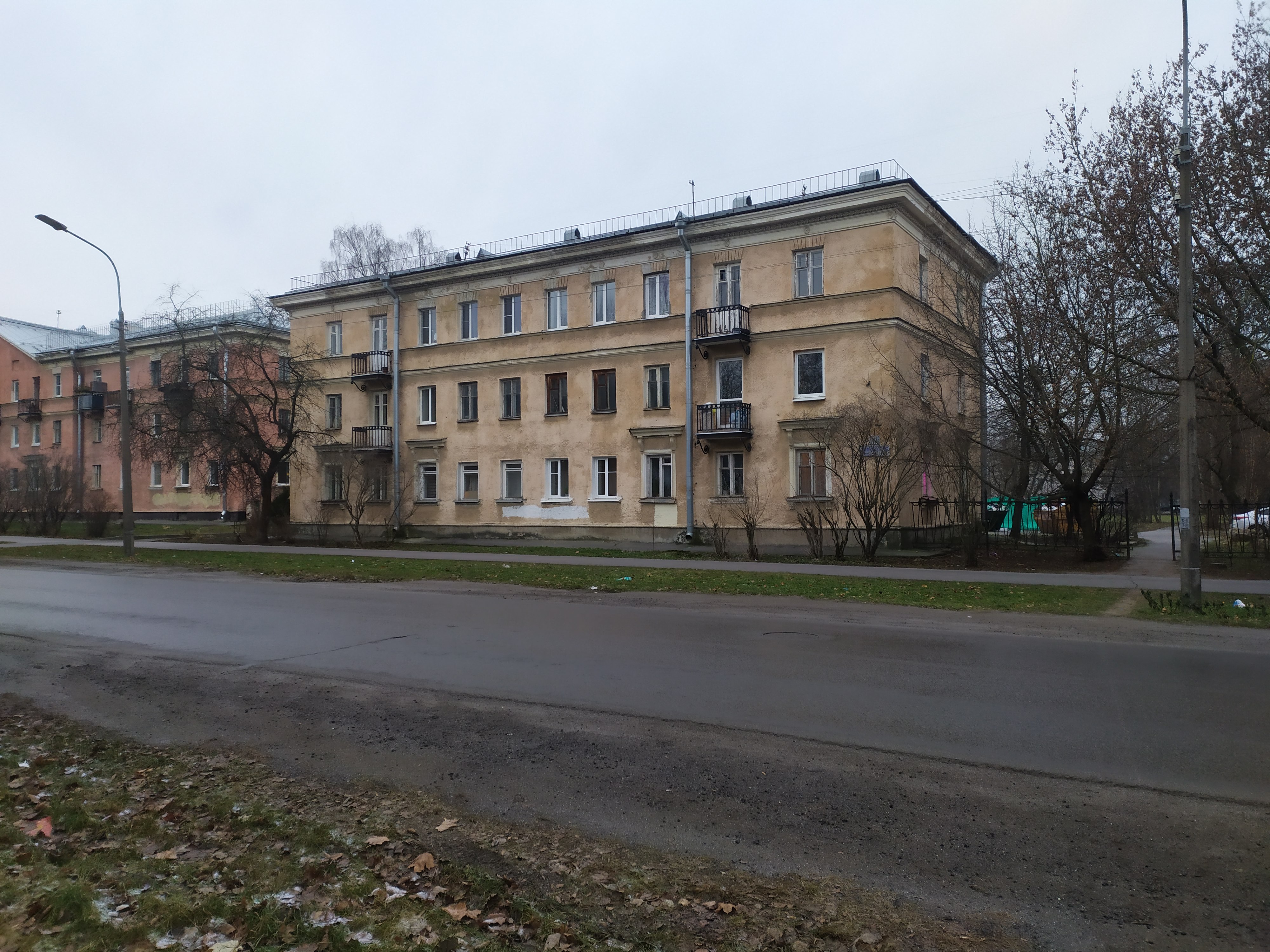2-я Комсомольская ул., 17