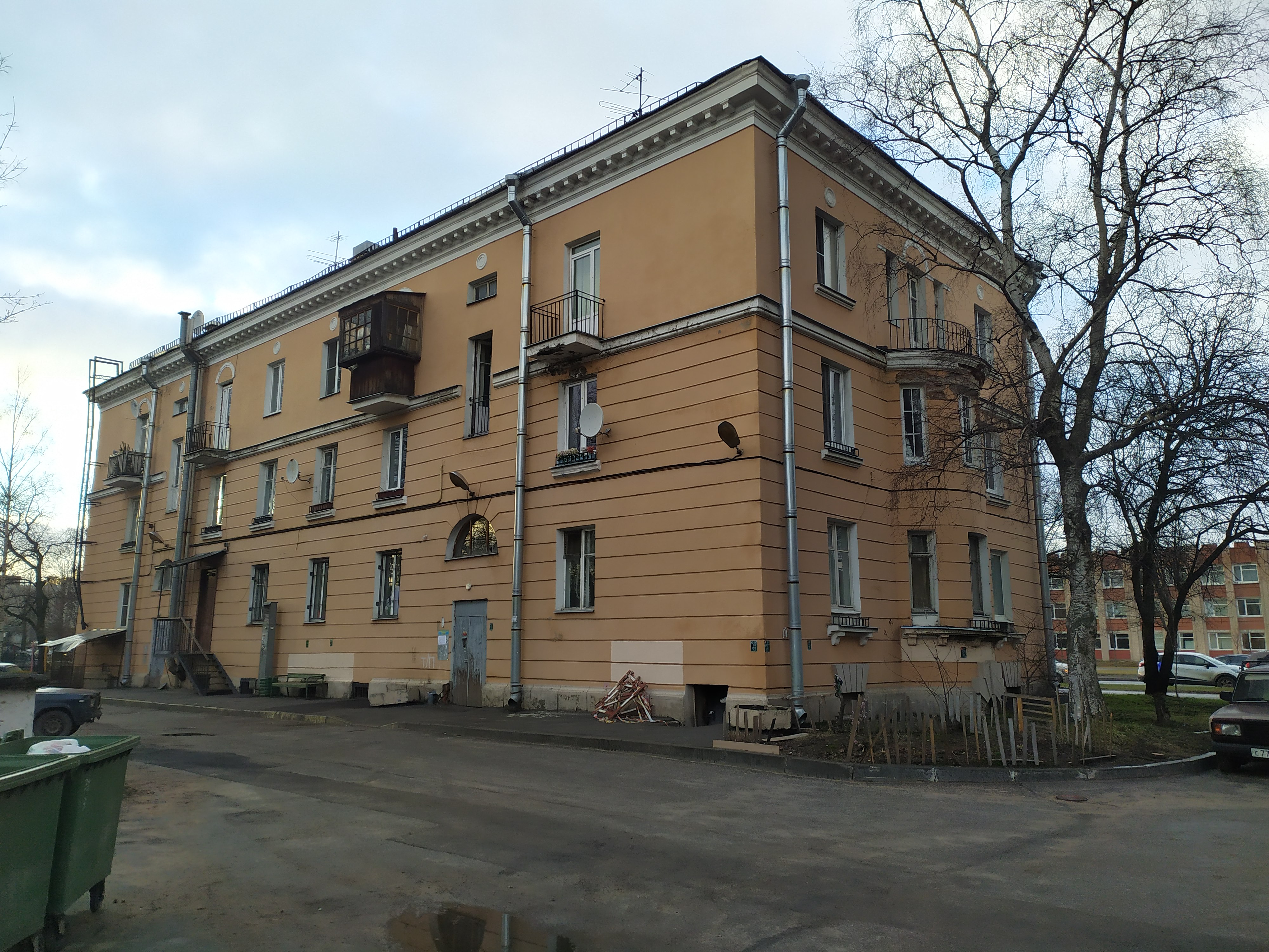 Шоссе Революции 51_3.jpg