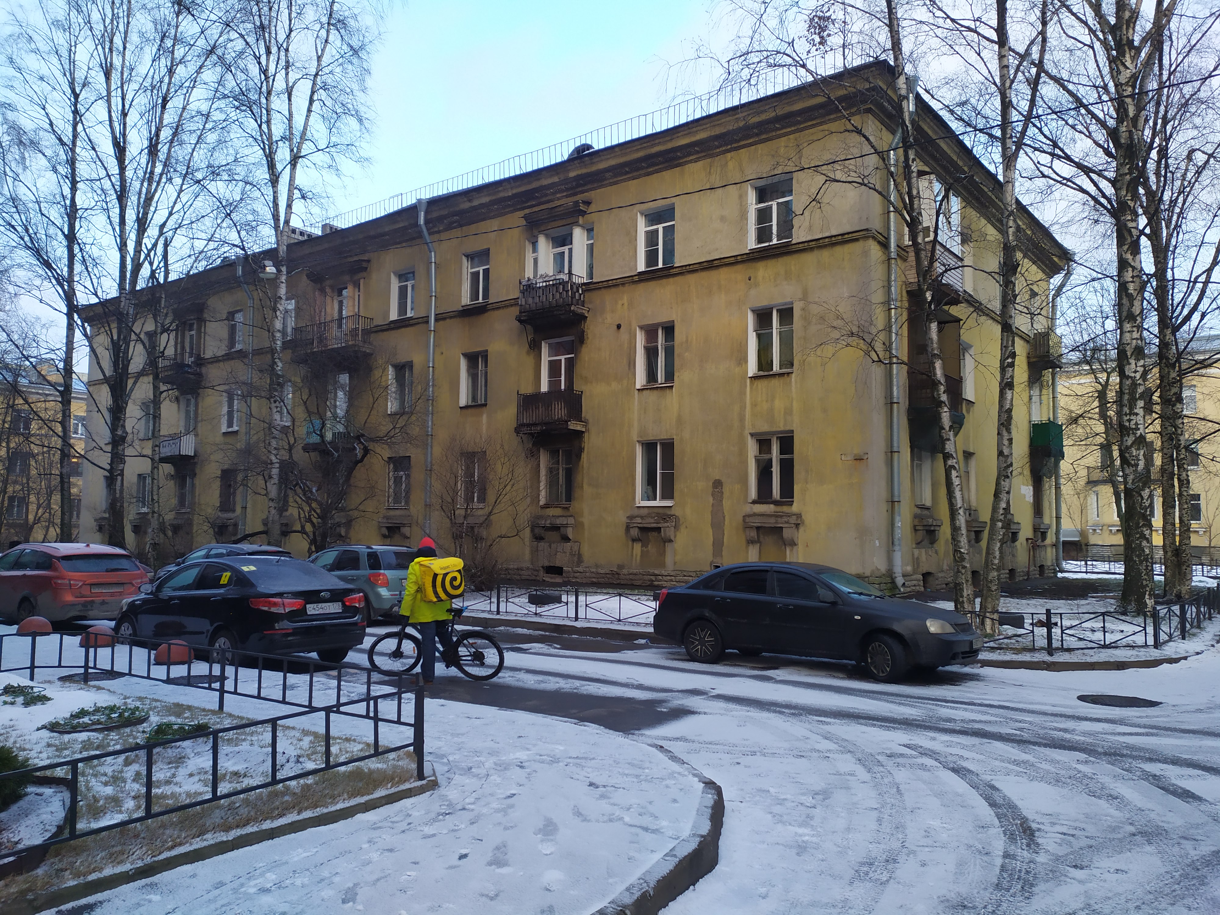 Большой Смоленский 28к2.JPG