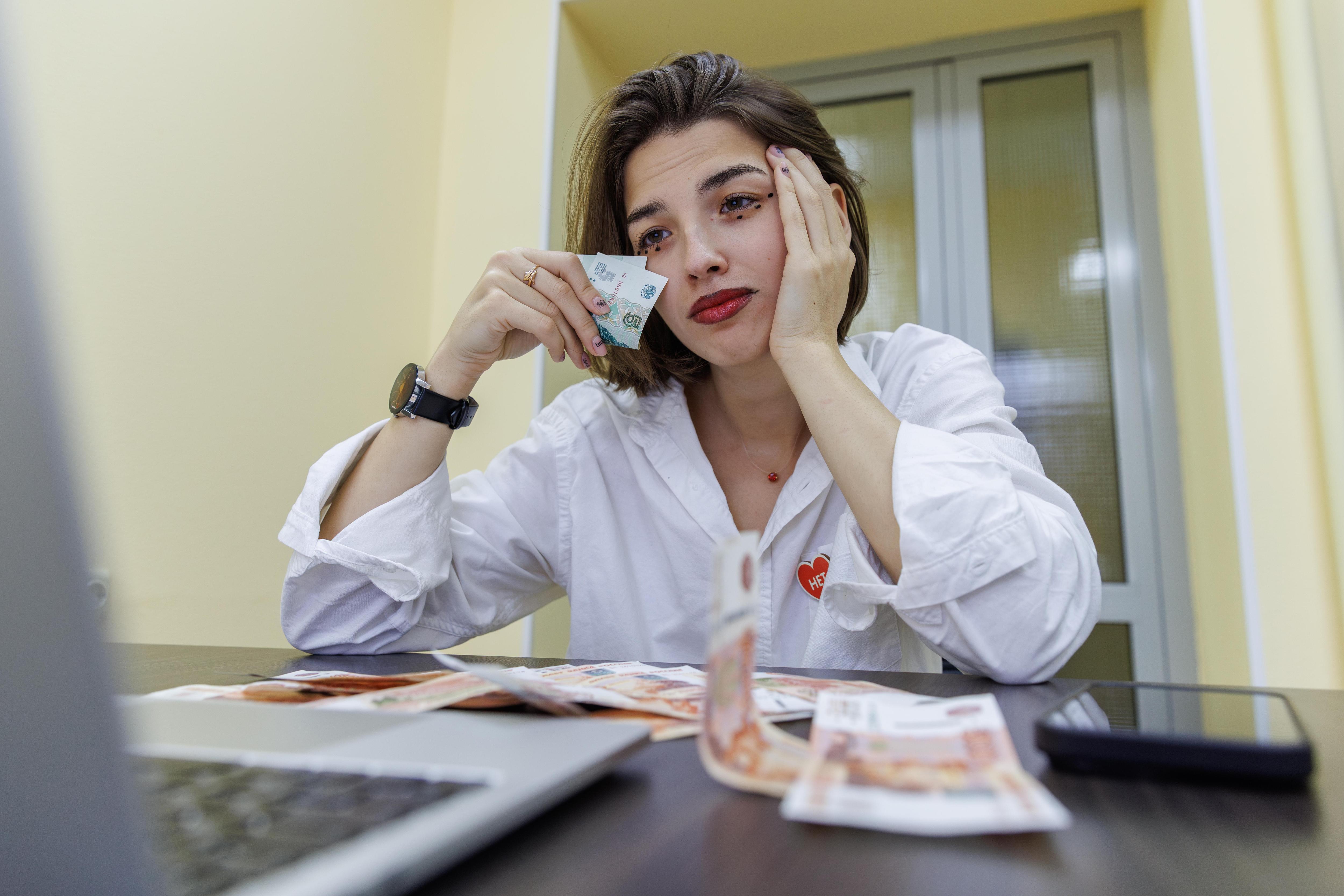 Новые налоговые правила: кто и когда должен отчитаться перед ФНС