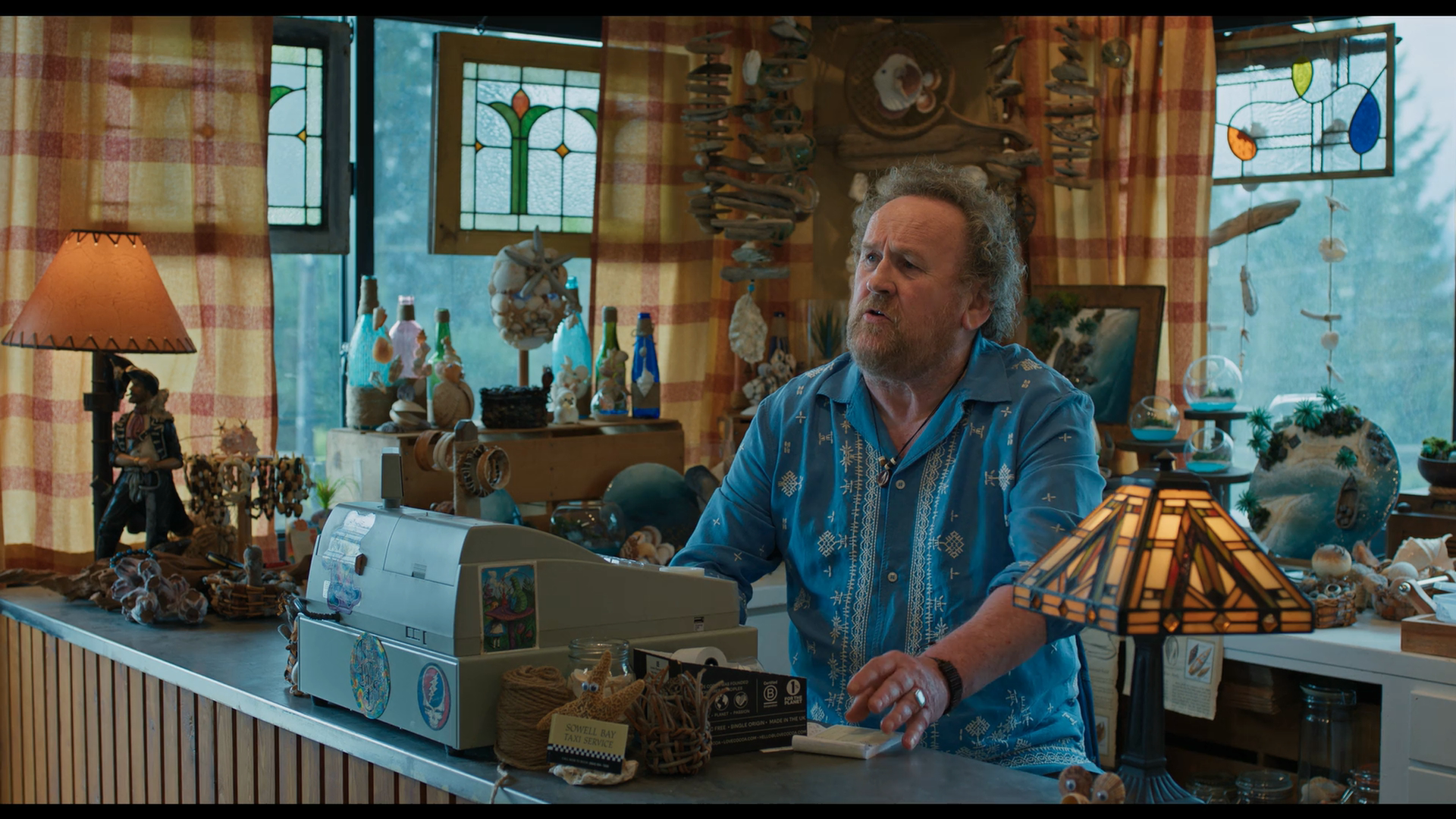 Remarkably.Bright.Creatures.2026.1080p.NF.WEB-DL.DDP5.1.Atmos.H.264.seleZen.mkv_20260508_225233.487.png