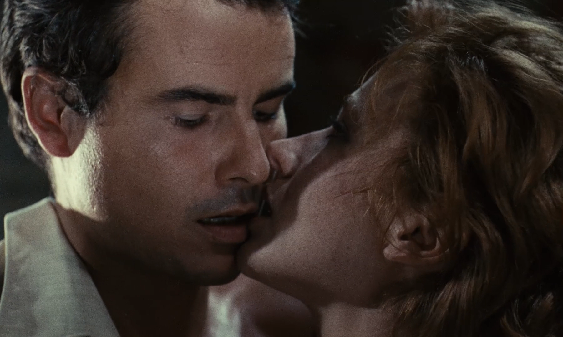 L'Astragale BDRip 1080p031803.png
