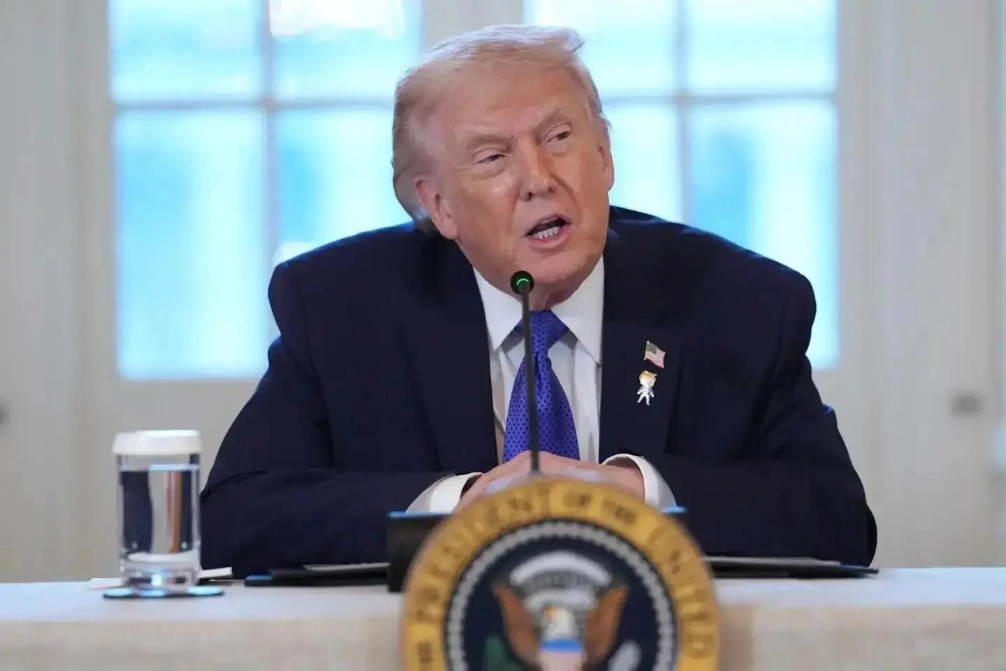 Трамп сообщил о возможном визите в Россию и о перспективах мирных переговоров