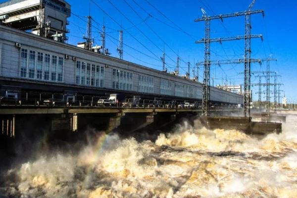 Камская ГЭС снизила сбросы воды из-за уменьшения притока в водохранилище